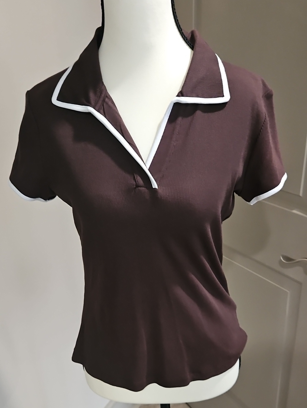 Women's Brown Short-Sleeve Polo Top with White Trim